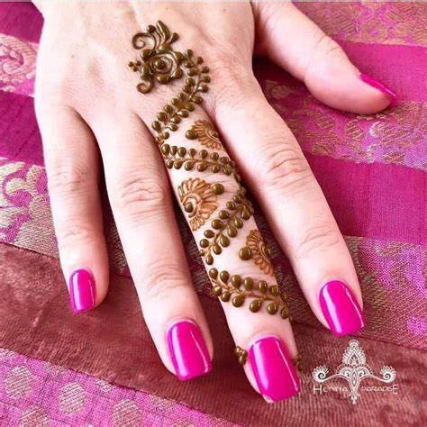 Cute Mehndi Design Easy and Beautiful