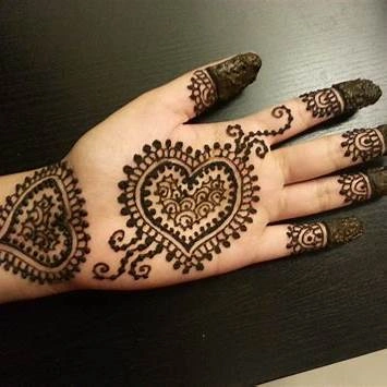 Cute Mehndi Design Easy for Hands