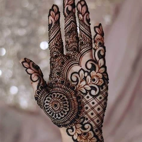 Half-Hand Arabic Mehndi