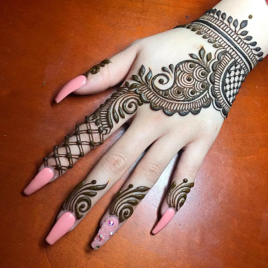 Ramadan Mubarak Mehndi Design